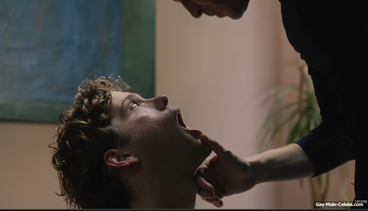 Leo Reich and Andrew Scott Hot Gay Scenes in It Gets Worse