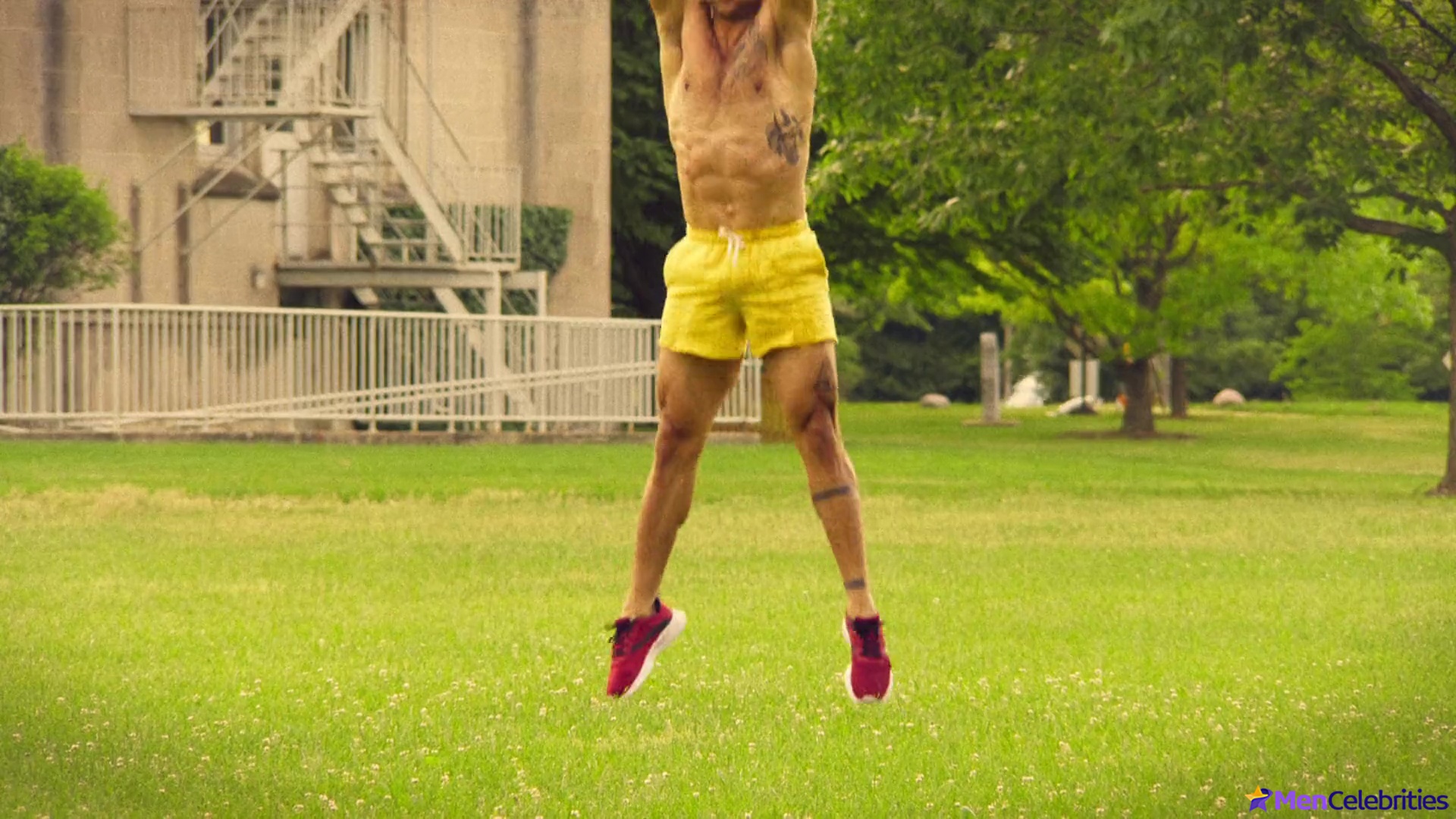 Mason Gooding shirtless and bulge in Pools