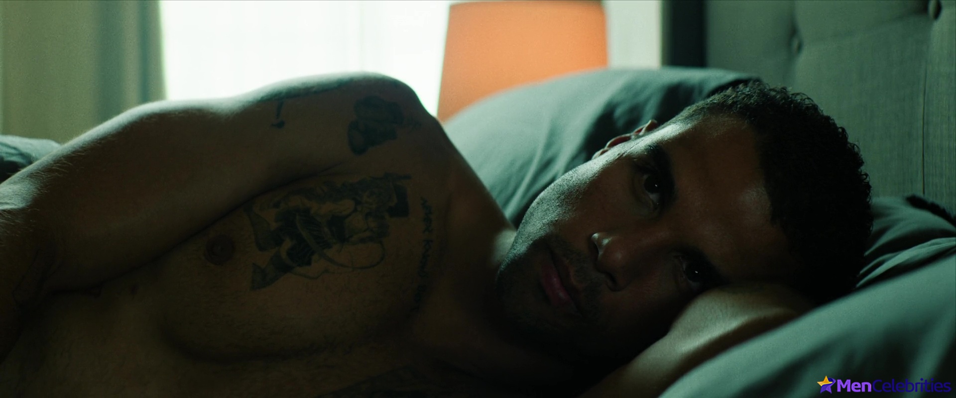 Mason Gooding shirtless in Under Fire
