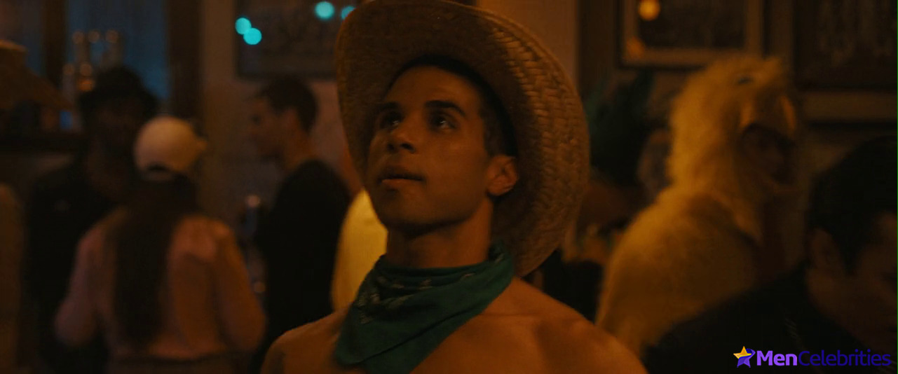 Mason Gooding shirtless in Scream 4