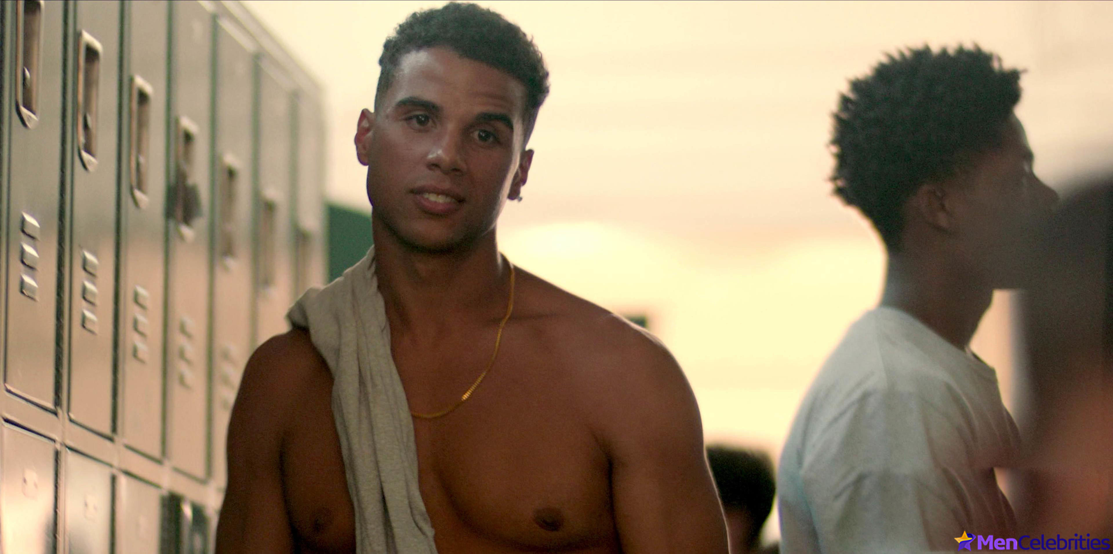 Mason Gooding nude and sexy scenes