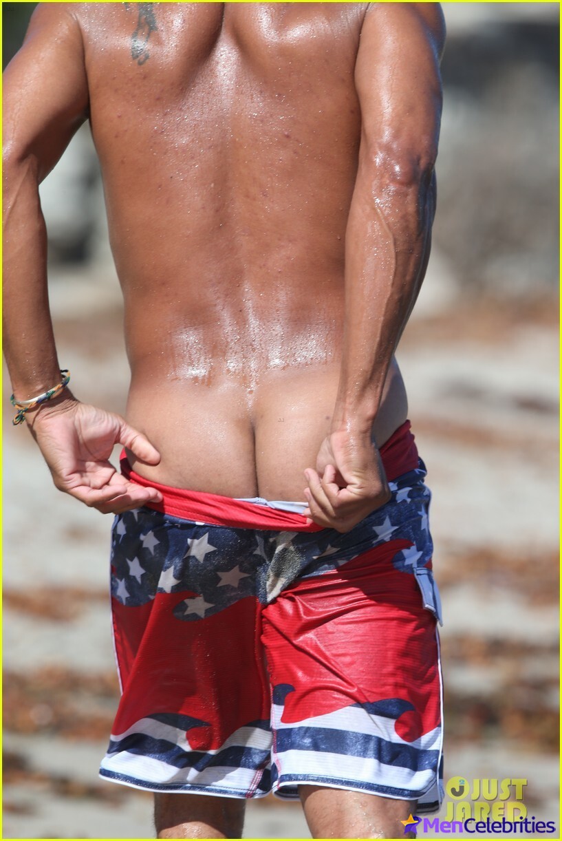 Mason Gooding nude and dick bulge photos