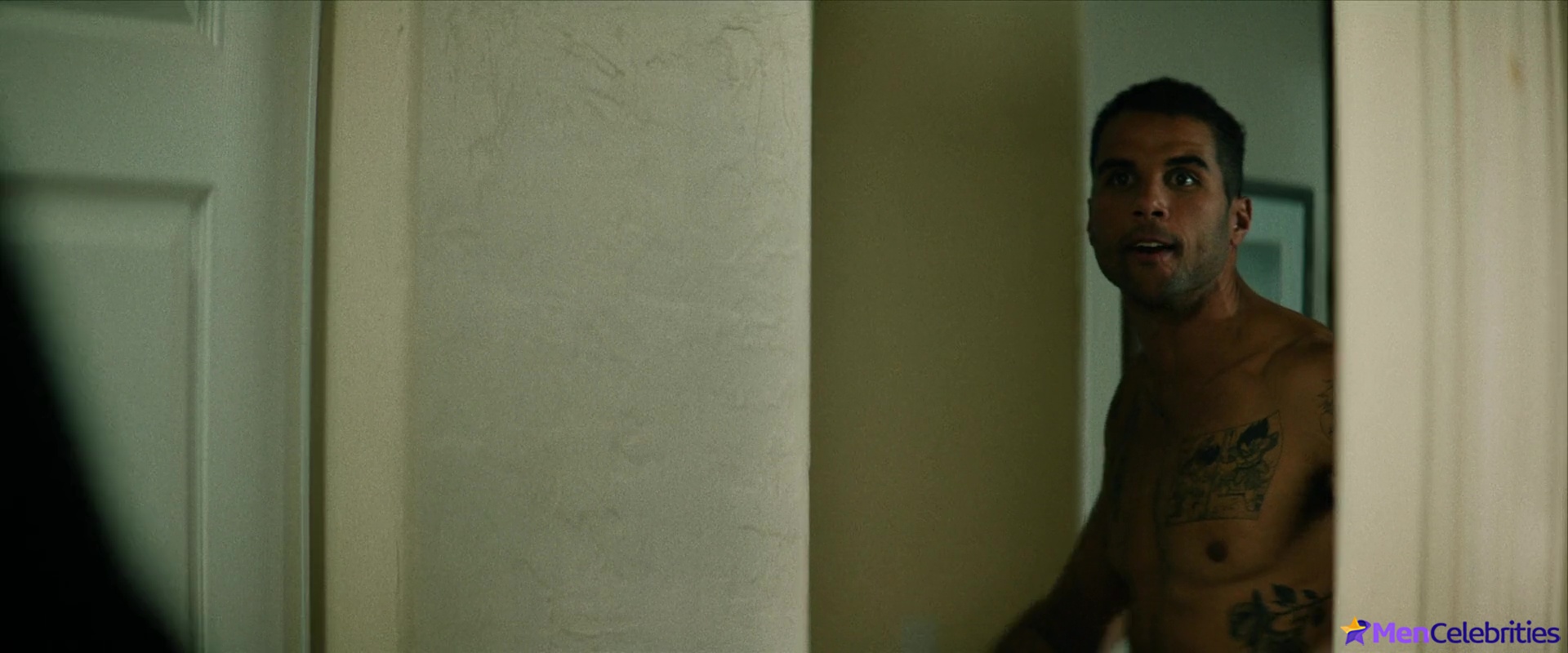 Mason Gooding shirtless in Under Fire