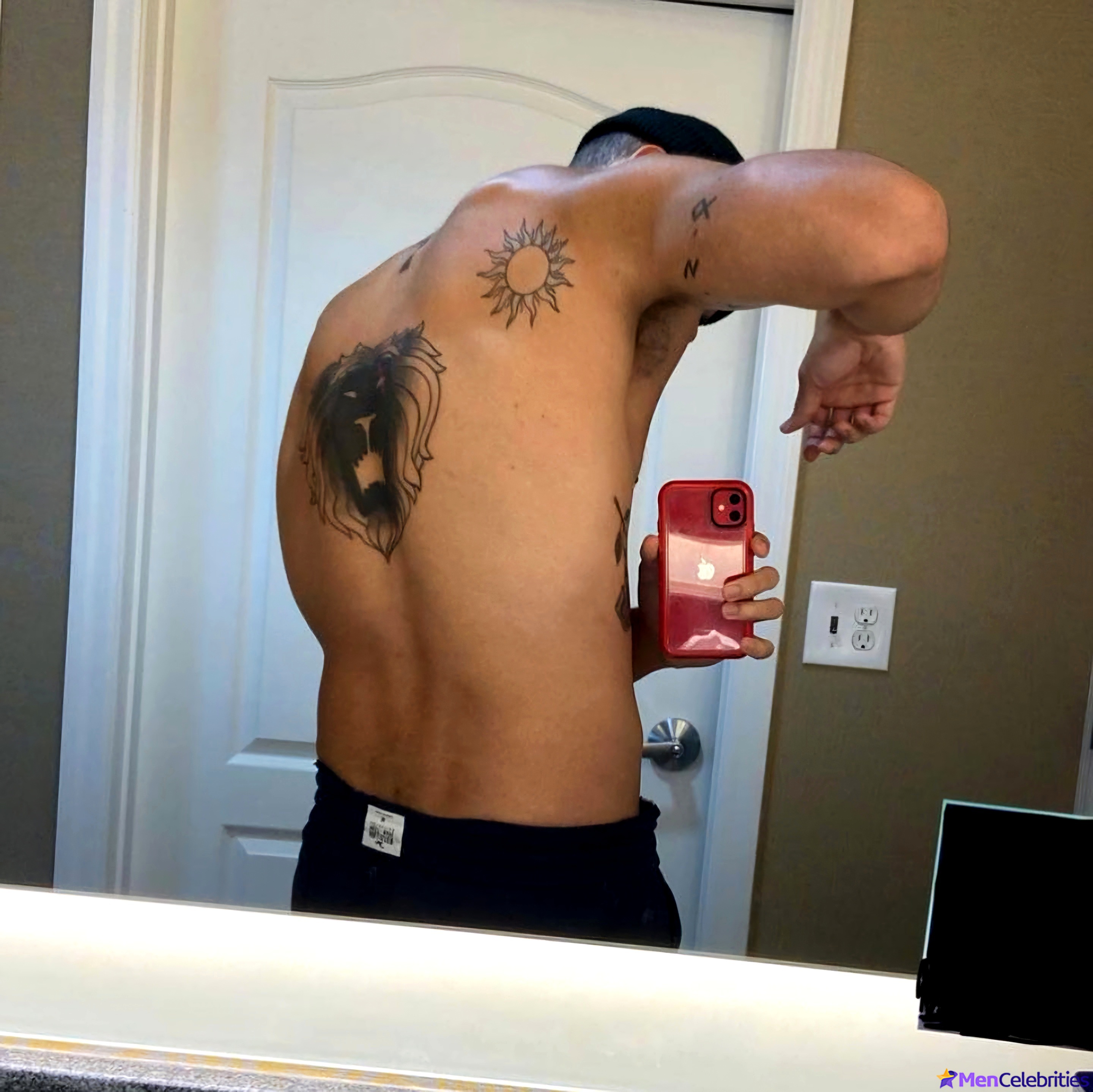 Mason Gooding nude and dick bulge photos