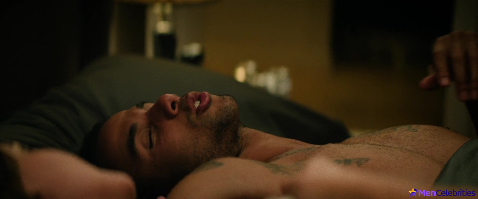 Mason Gooding shirtless in Under Fire