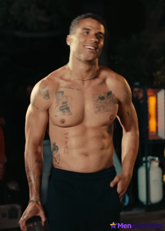 Mason Gooding nude and dick bulge photos