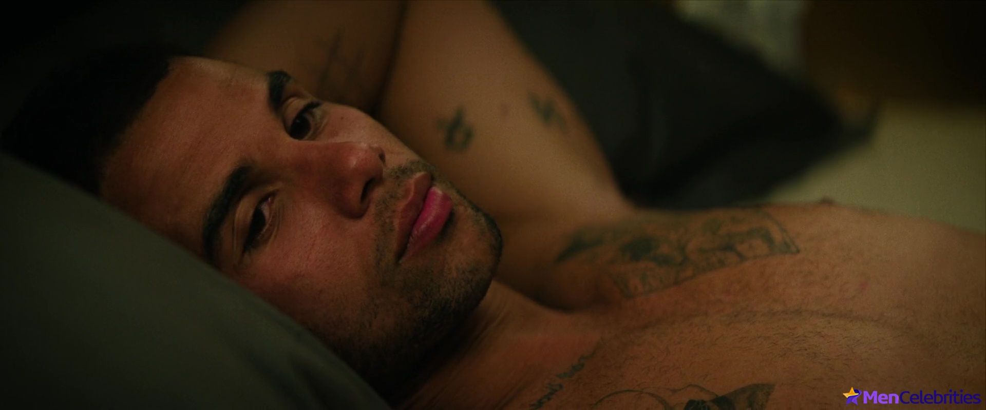 Mason Gooding shirtless in Under Fire