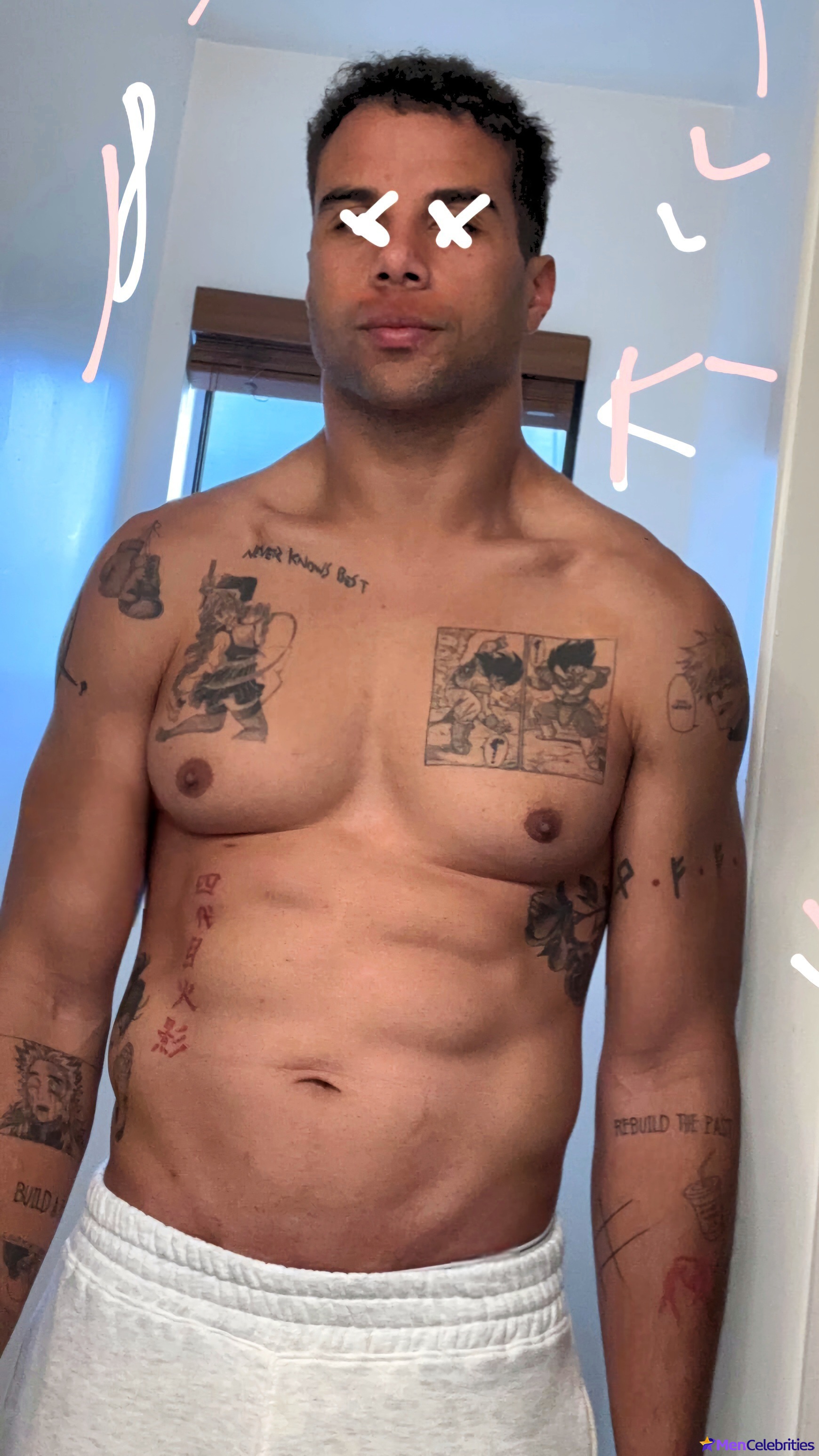 Mason Gooding nude and dick bulge photos