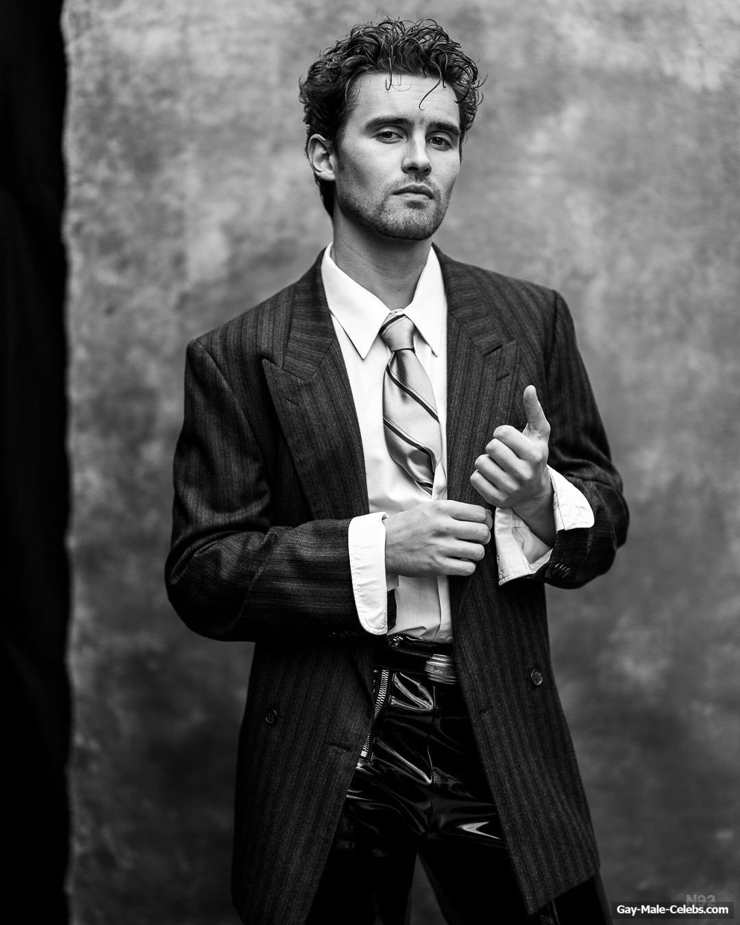 Michael Johnston shirtless and sexy photos