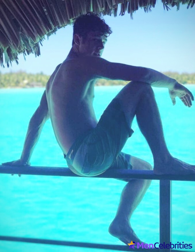 Nolan Gould nude and shirtless beach photos