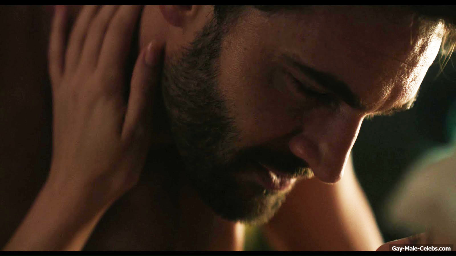 Tom Bateman Nude And Sex Scenes in The Love Hypothesis
