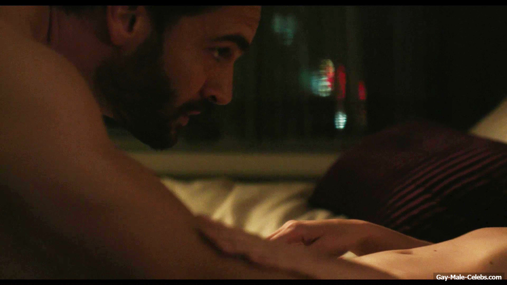Tom Bateman Nude And Sex Scenes in The Love Hypothesis