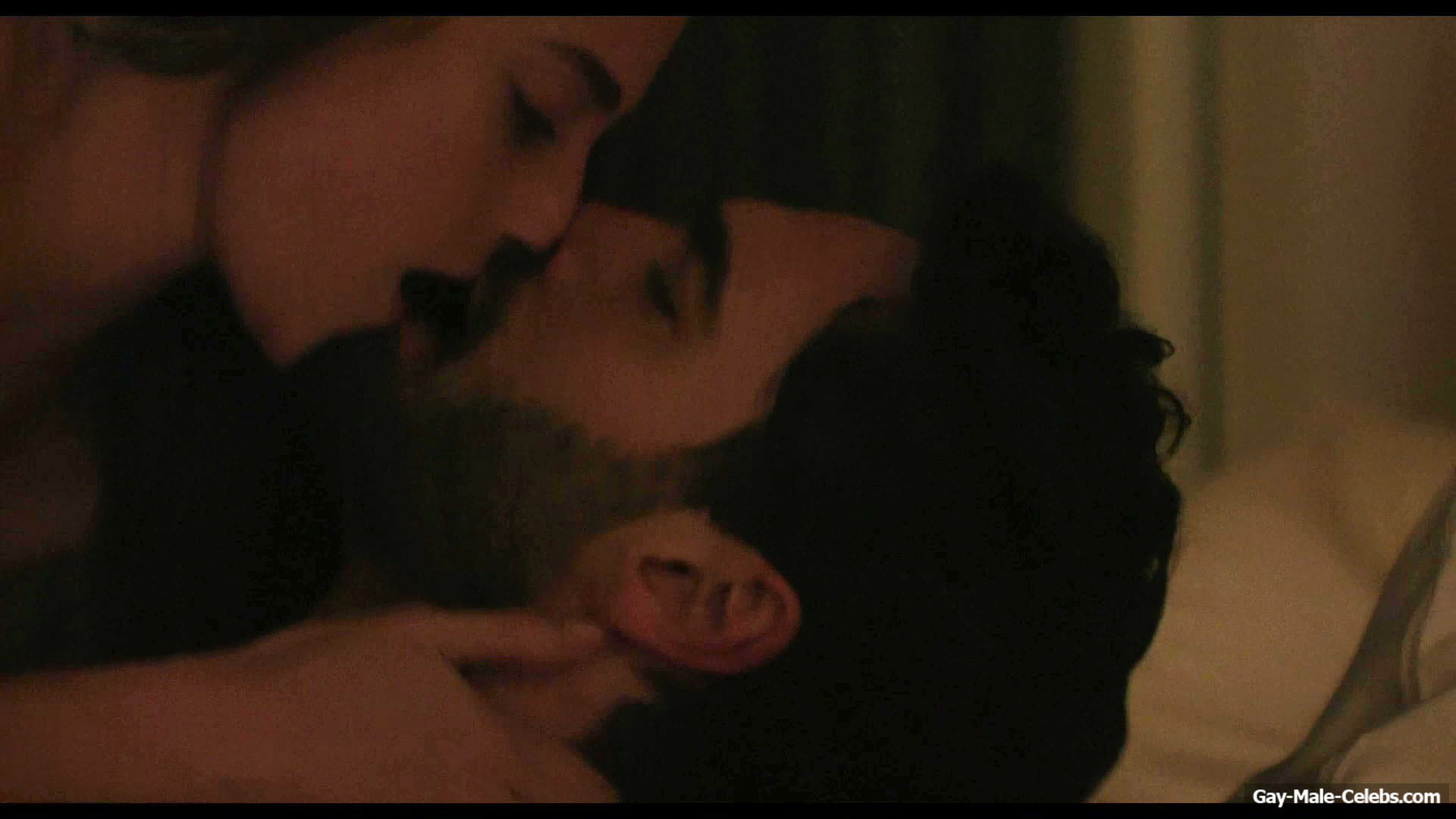 Tom Bateman Nude And Sex Scenes in The Love Hypothesis