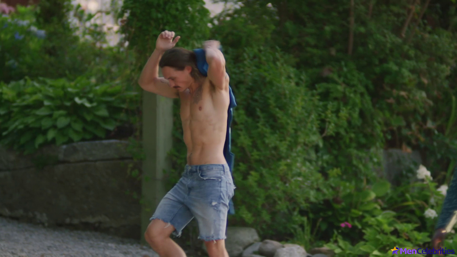 Tom Stevens nude and cock bulge scenes in Moonshine