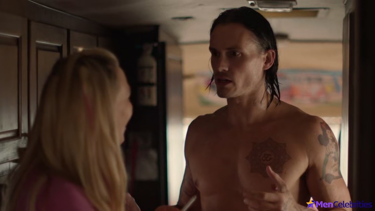 Tom Stevens nude and cock bulge scenes in Moonshine