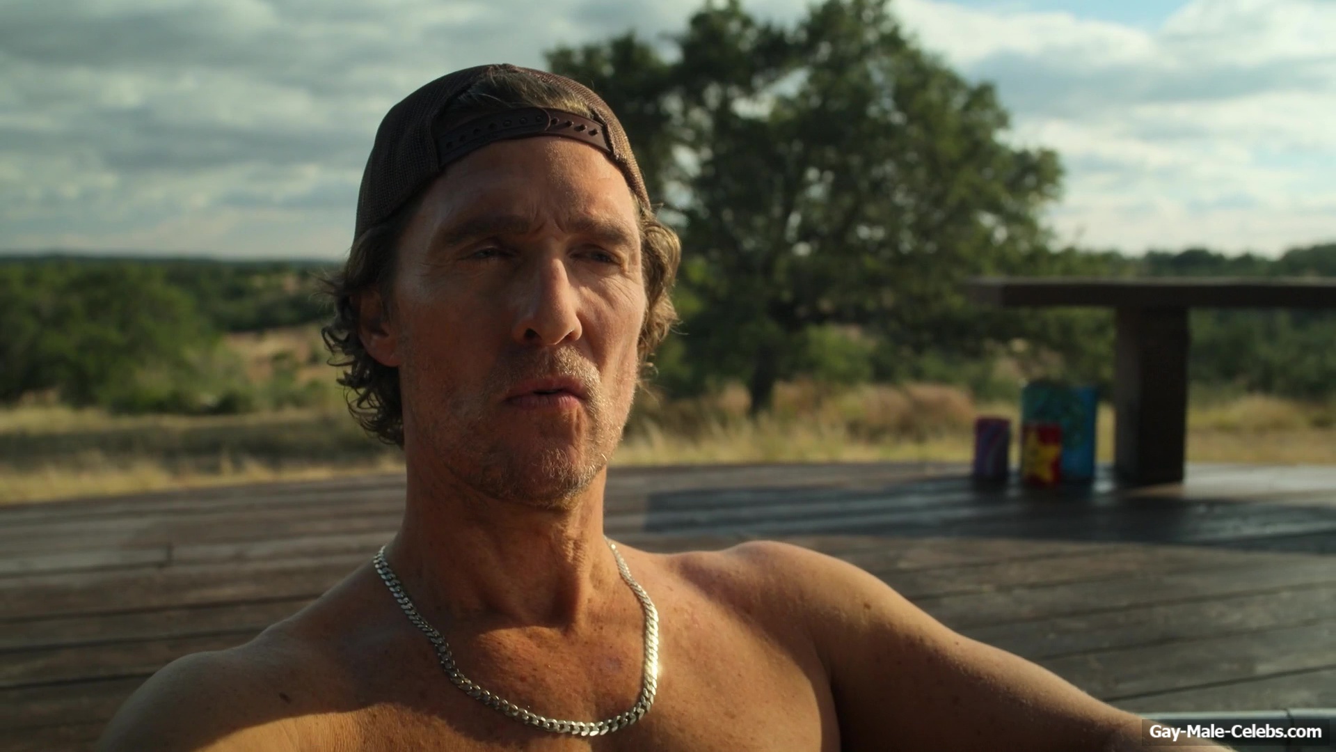 Woody Harrelson and Matthew McConaughey Shirtless Scenes in Brothers
