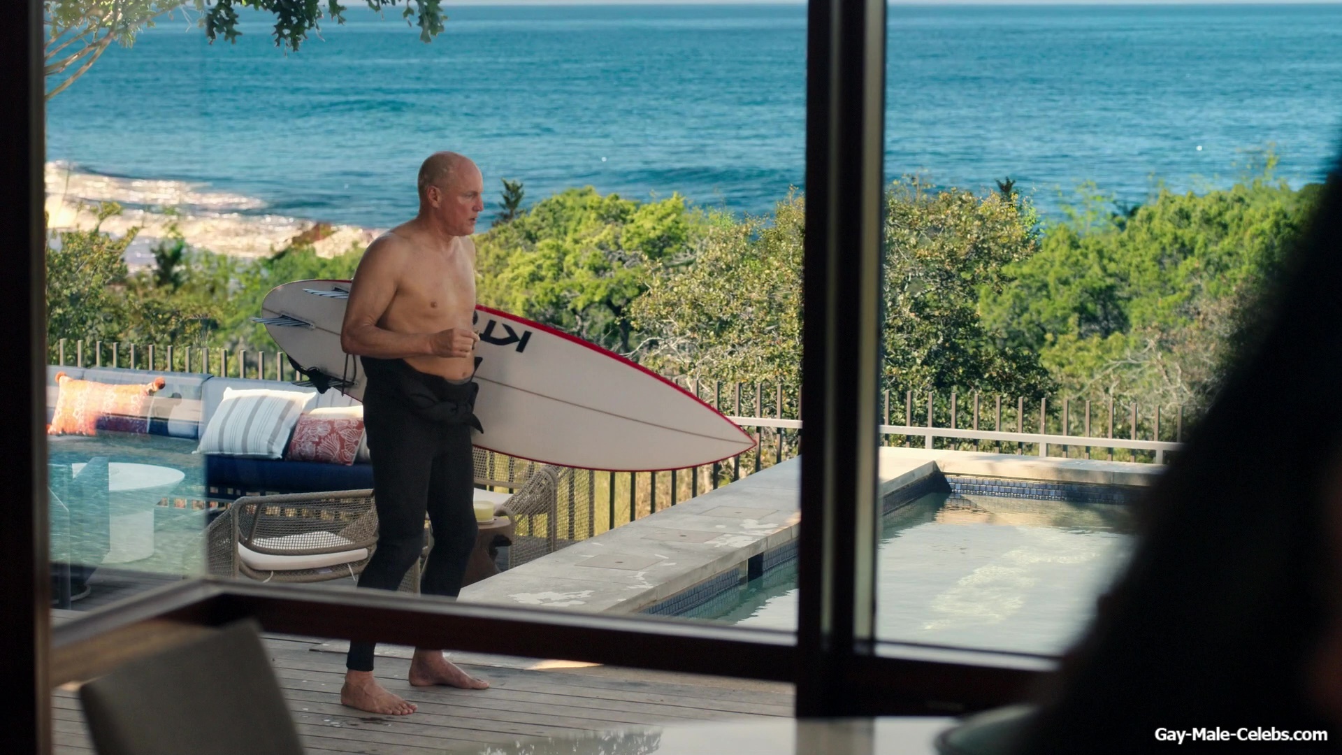 Woody Harrelson and Matthew McConaughey Shirtless Scenes in Brothers