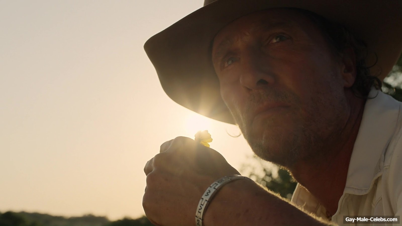 Woody Harrelson and Matthew McConaughey Shirtless Scenes in Brothers