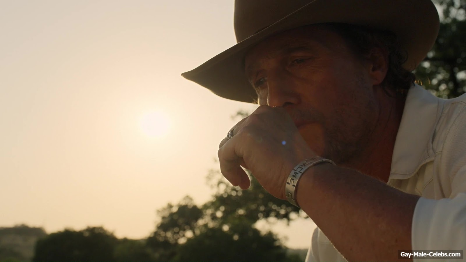 Woody Harrelson and Matthew McConaughey Shirtless Scenes in Brothers