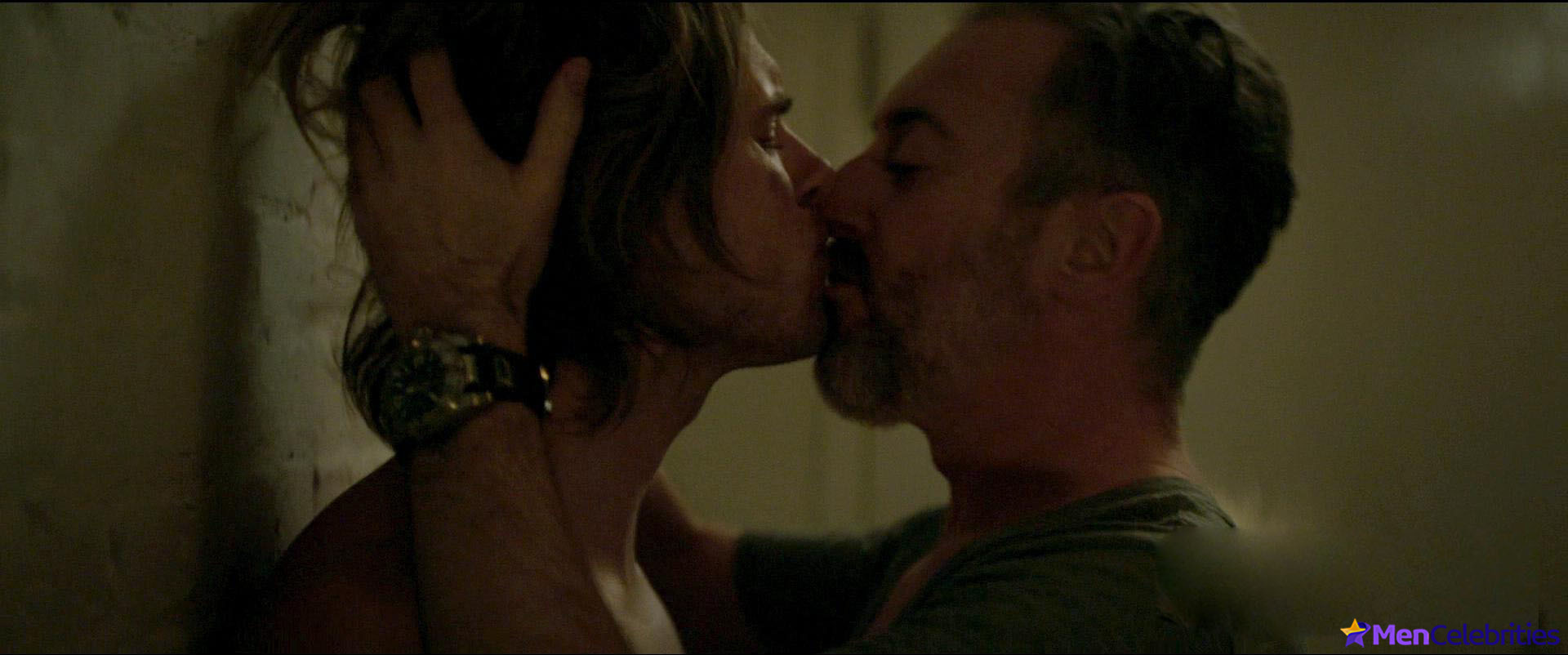 Alan Cumming frontal nude and gay sex scenes