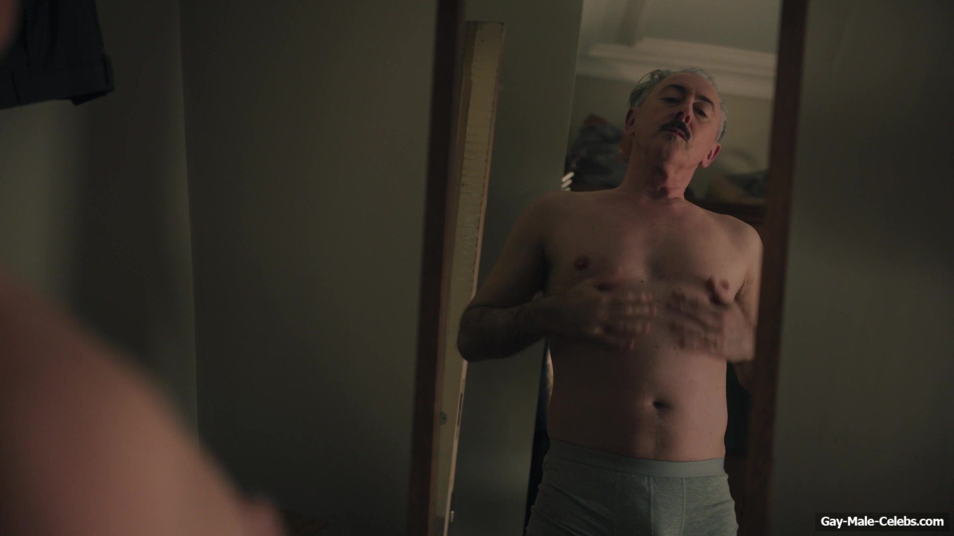 Alan Cumming Jerk Off and Dick Bulge Scenes in Tip Toe