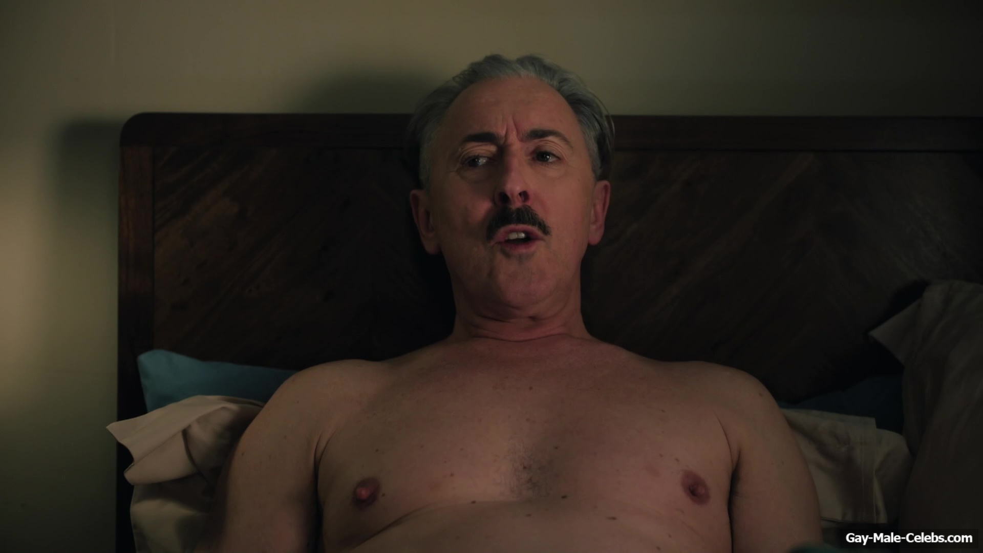 Alan Cumming Jerk Off and Dick Bulge Scenes in Tip Toe