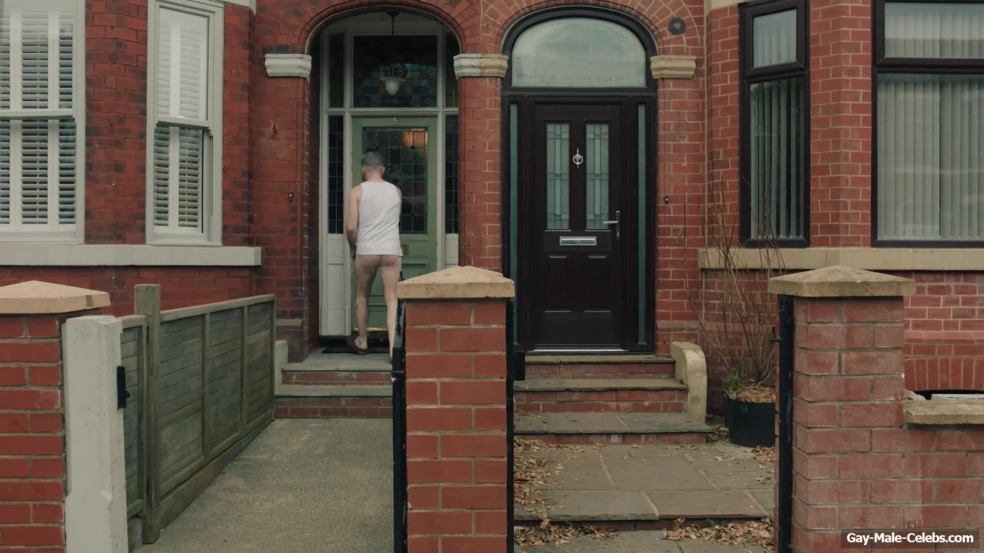 Alan Cumming Jerk Off and Dick Bulge Scenes in Tip Toe