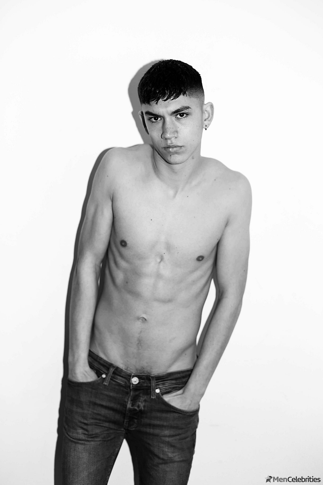 Archie Renaux nude and underwear pics