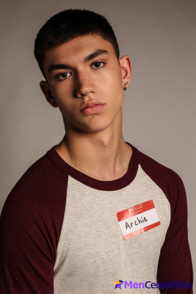 Archie Renaux nude and underwear pics
