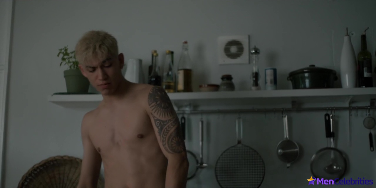 Archie Renaux nudes scenes in Gold Digger
