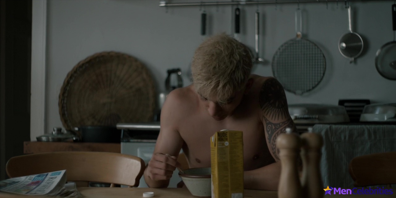 Archie Renaux nudes scenes in Gold Digger
