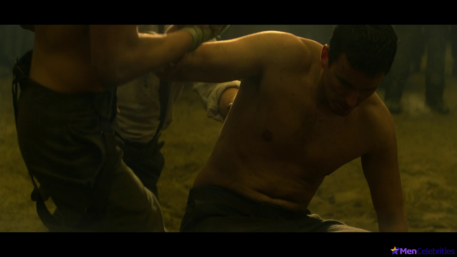 Archie Renaux shirtless scenes in Shadow And Bone