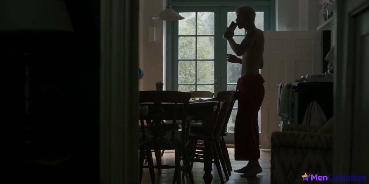 Archie Renaux nudes scenes in Gold Digger