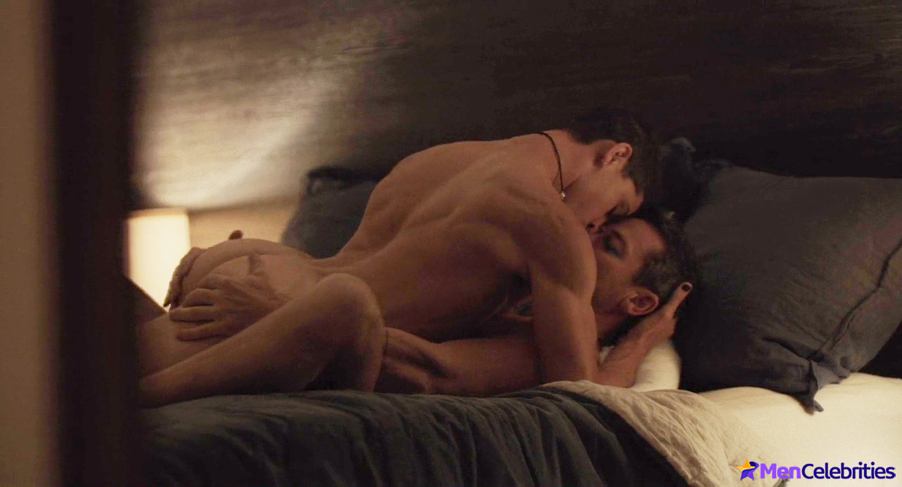 Isaac Powell nude and sexy