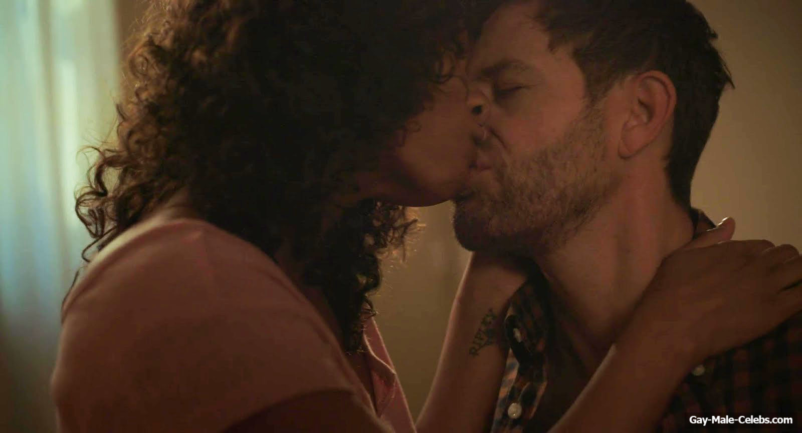 Bryce Johnson Nude And Sex Scenes in The Other People