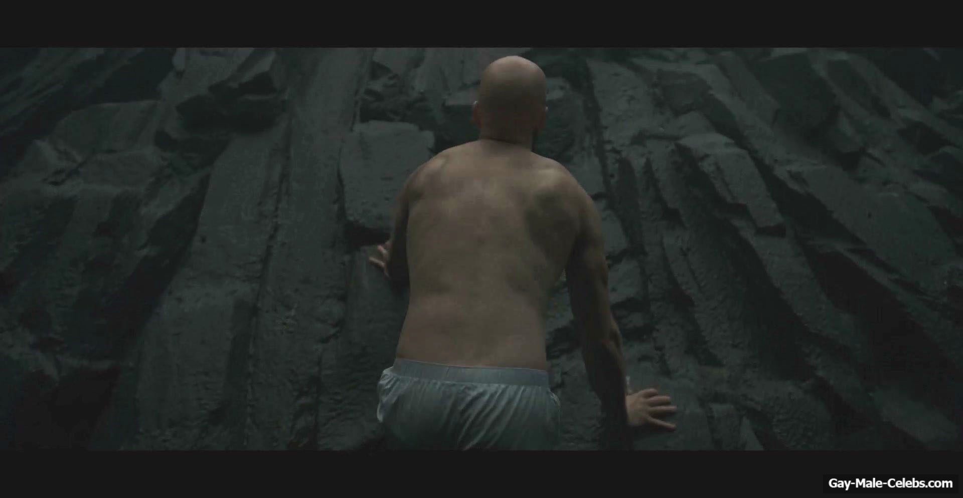Chris Evans Shirtless And Bulge Underwear Scenes in Sacrifice