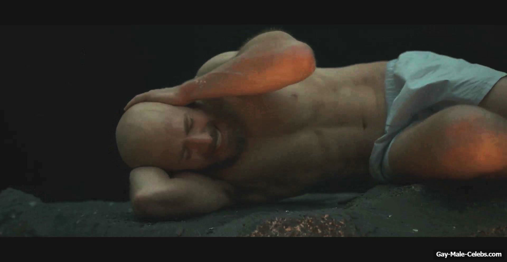 Chris Evans Shirtless And Bulge Underwear Scenes in Sacrifice