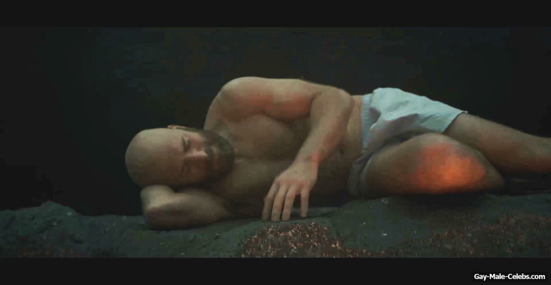 Chris Evans Shirtless And Bulge Underwear Scenes in Sacrifice