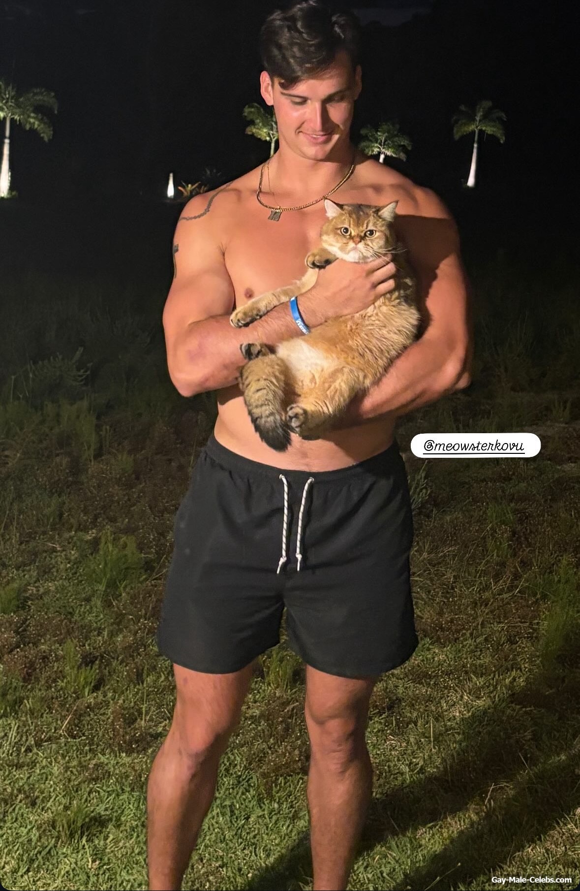 Cooper Dawson Nude and Shakes His Butt in Below Deck Mediterranean
