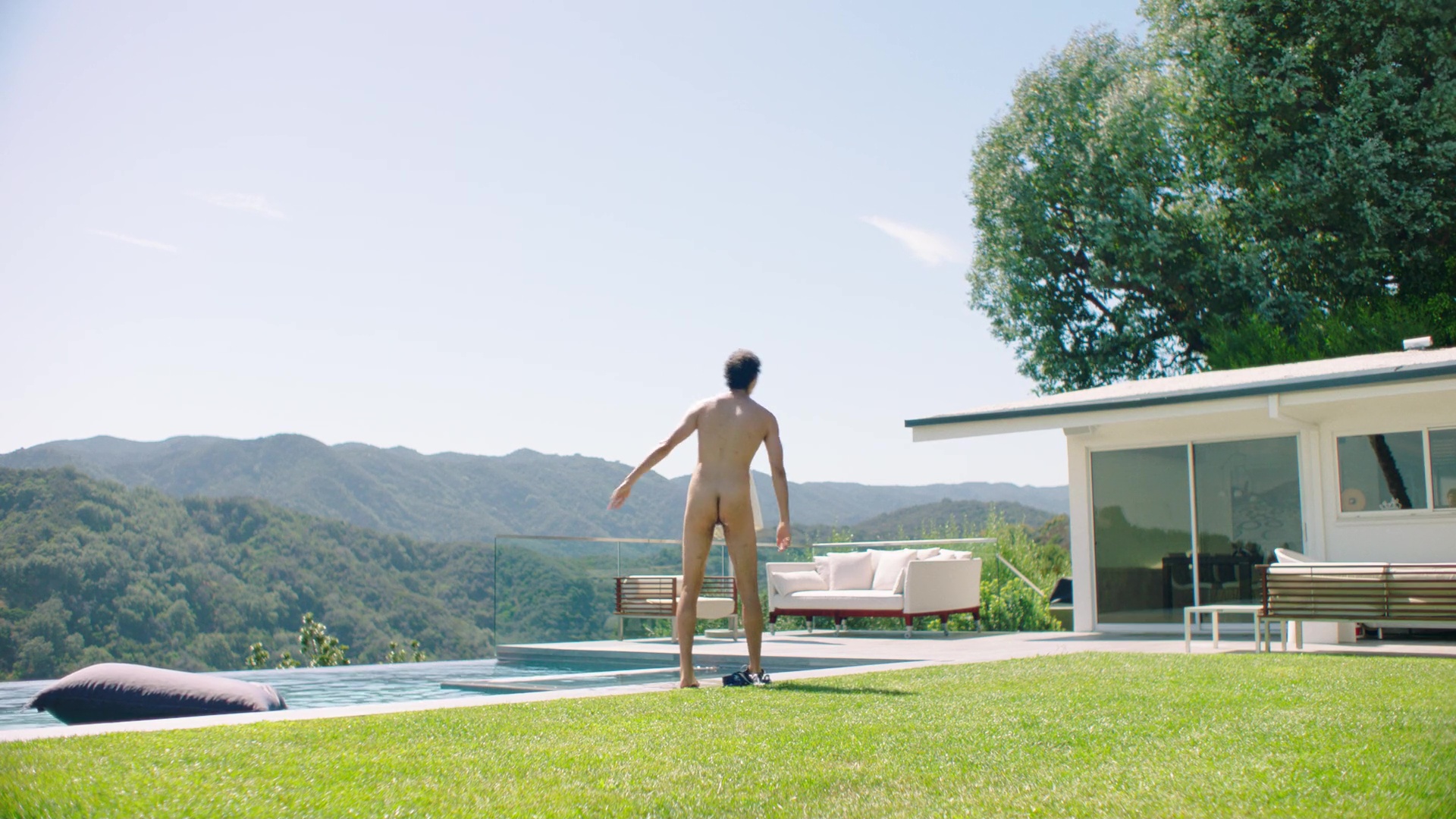 Devin Glass Frontal Nude Scenes In The Rotation