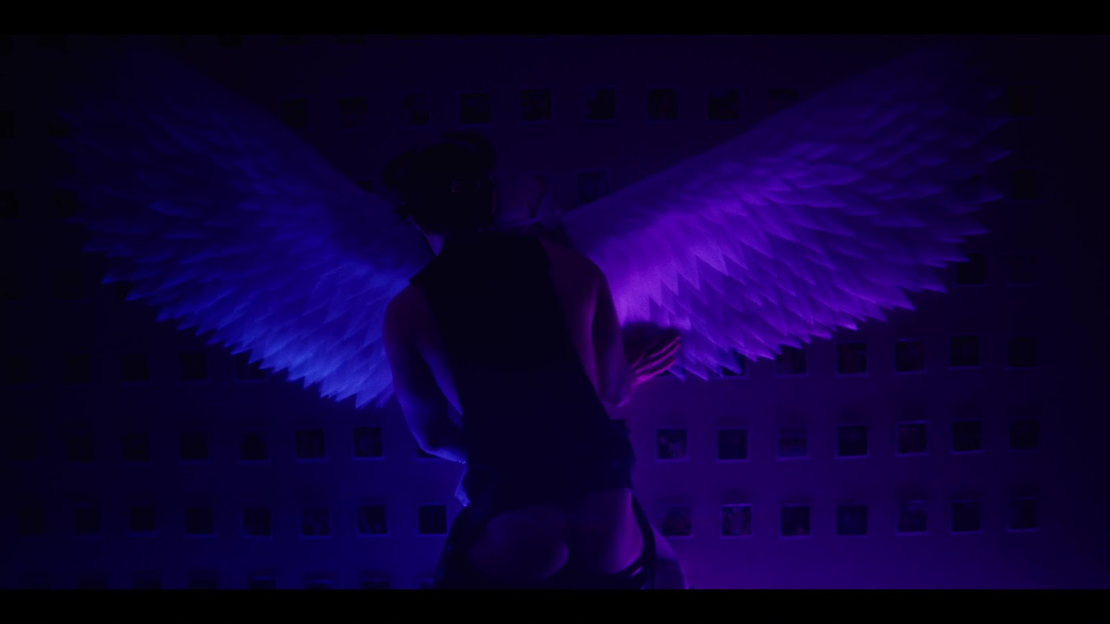 Hudson Williams Nude And Sex Scenes in YAGA