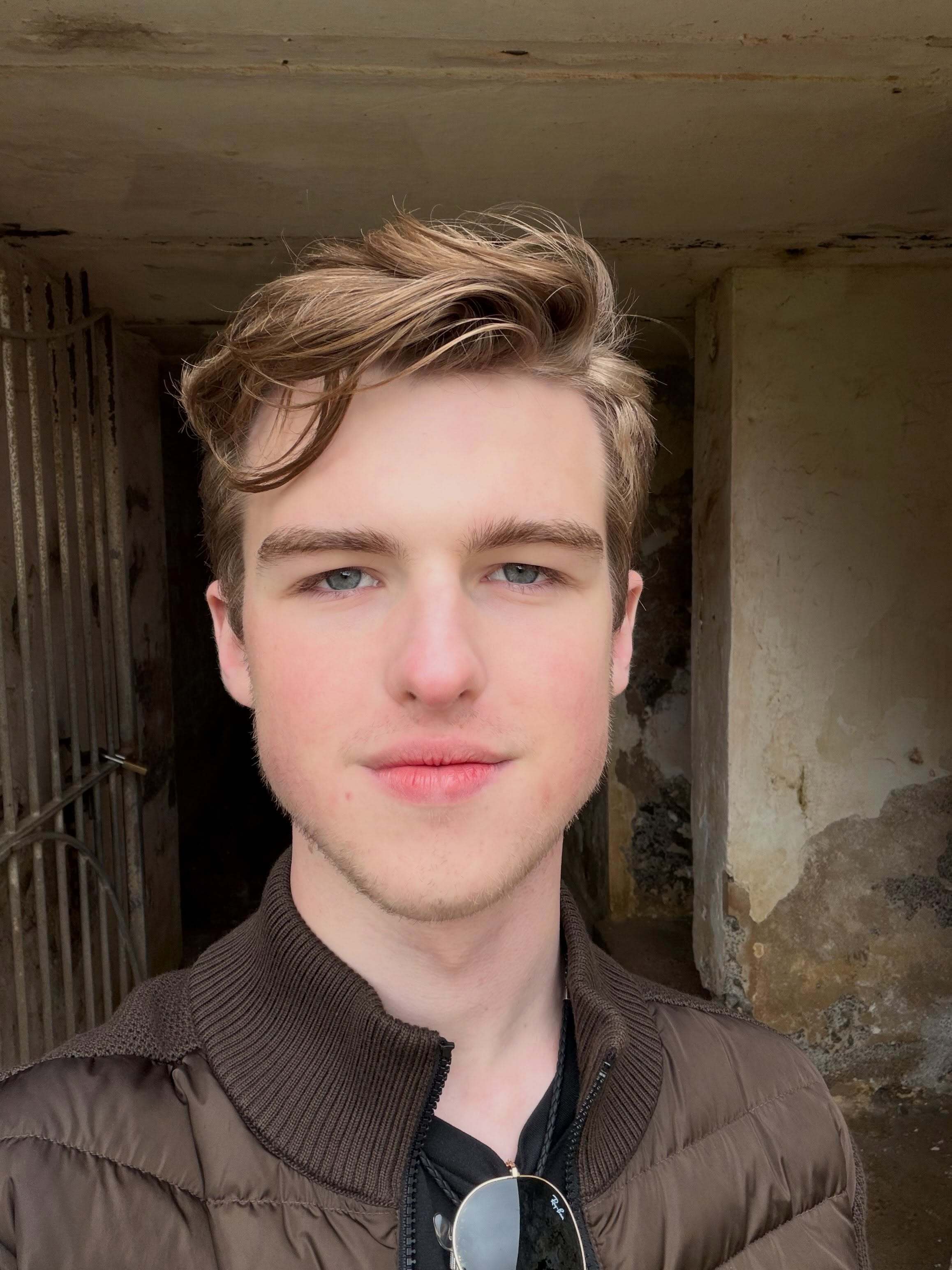 Iain Armitage Sexy Selfie Photos Collection