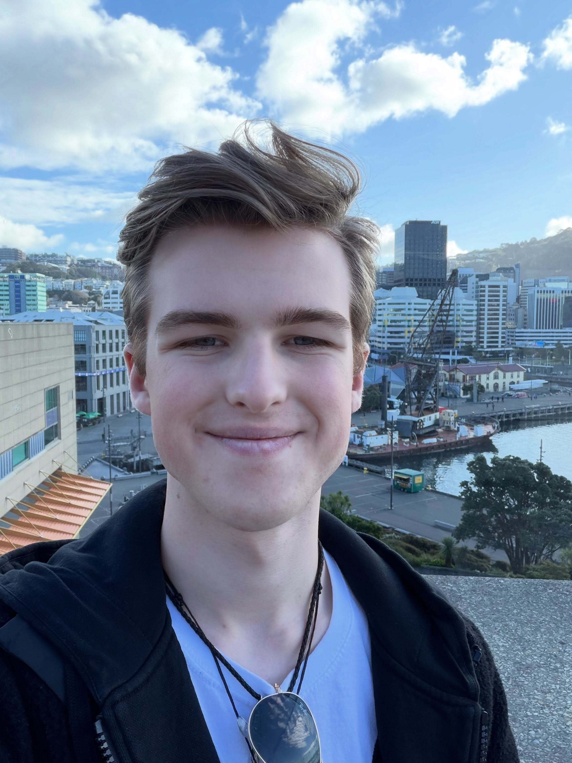 Iain Armitage Sexy Selfie Photos Collection