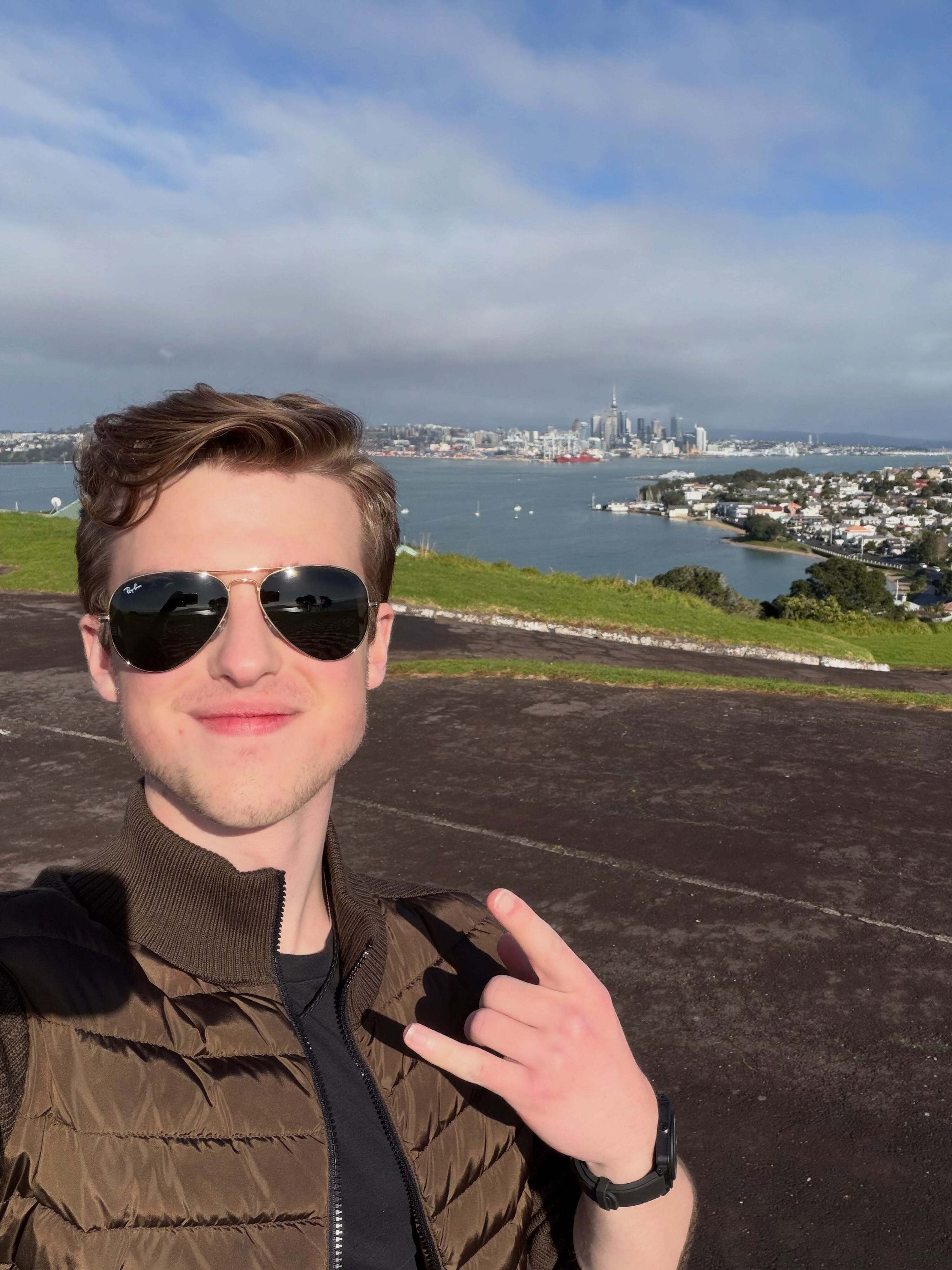 Iain Armitage Sexy Selfie Photos Collection