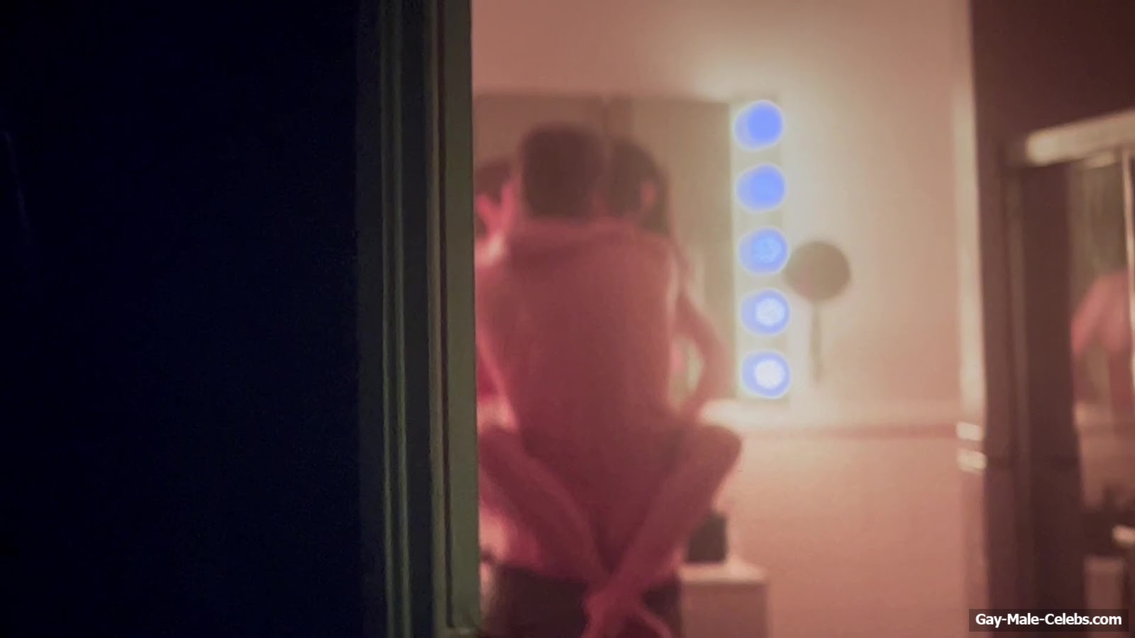 Josh Hartnett Nude And Sex Scenes in Verity