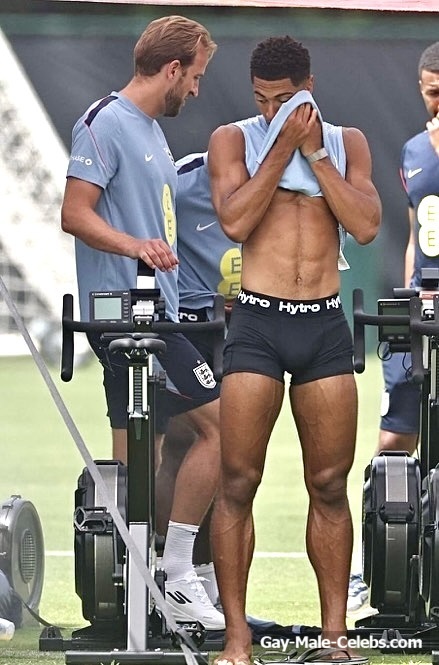 Jude Bellingham Nude And Cock Bulge Photos