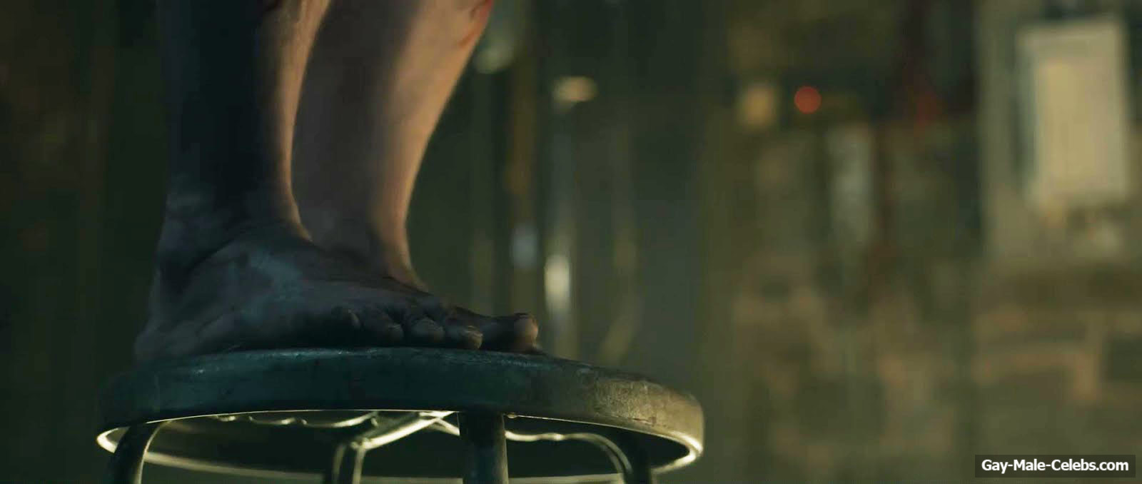 Luke Hemsworth Frontal Nude Scenes in The Terminal List