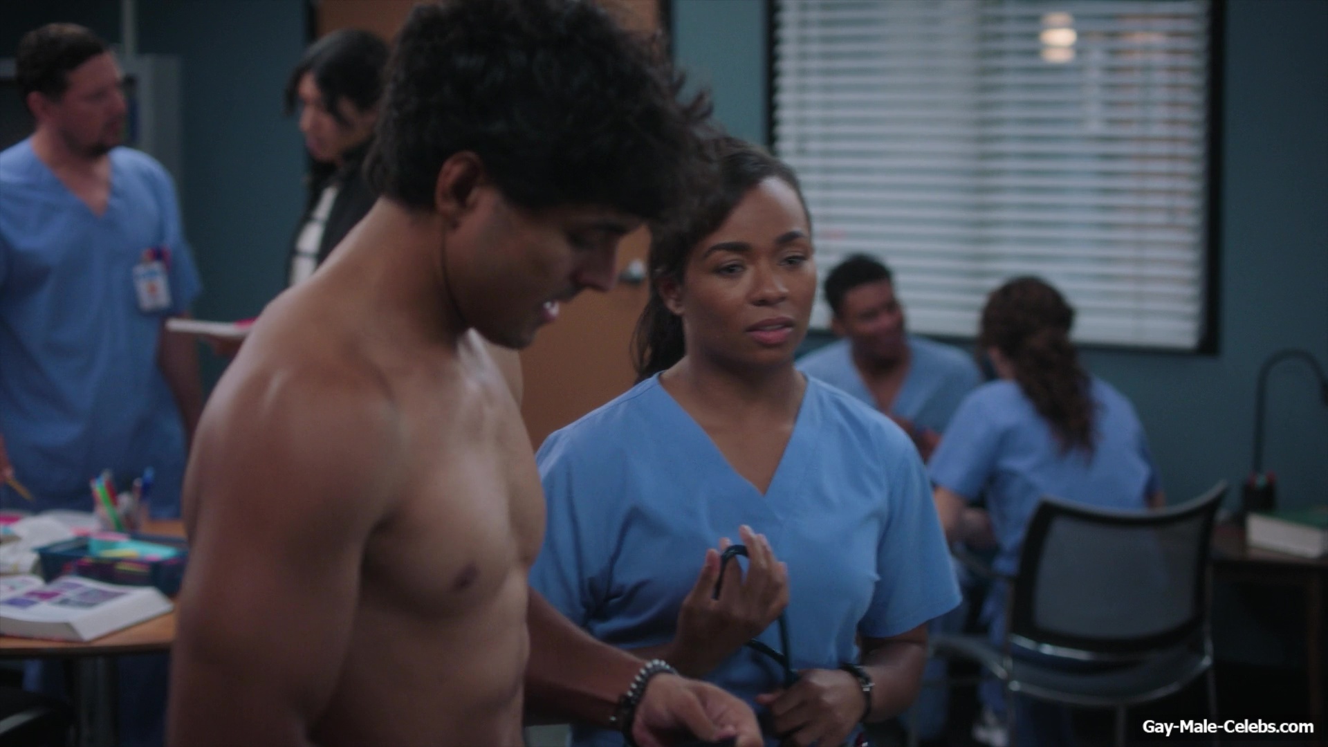 Niko Terho Shirtless And Sexy In Grey's Anatomy