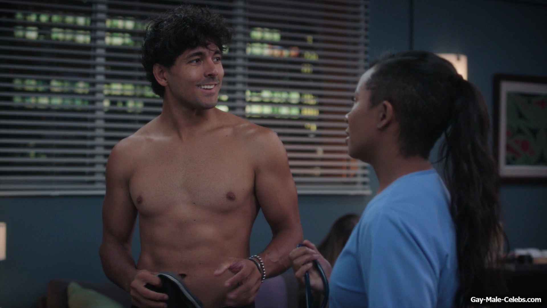 Niko Terho Shirtless And Sexy In Grey's Anatomy