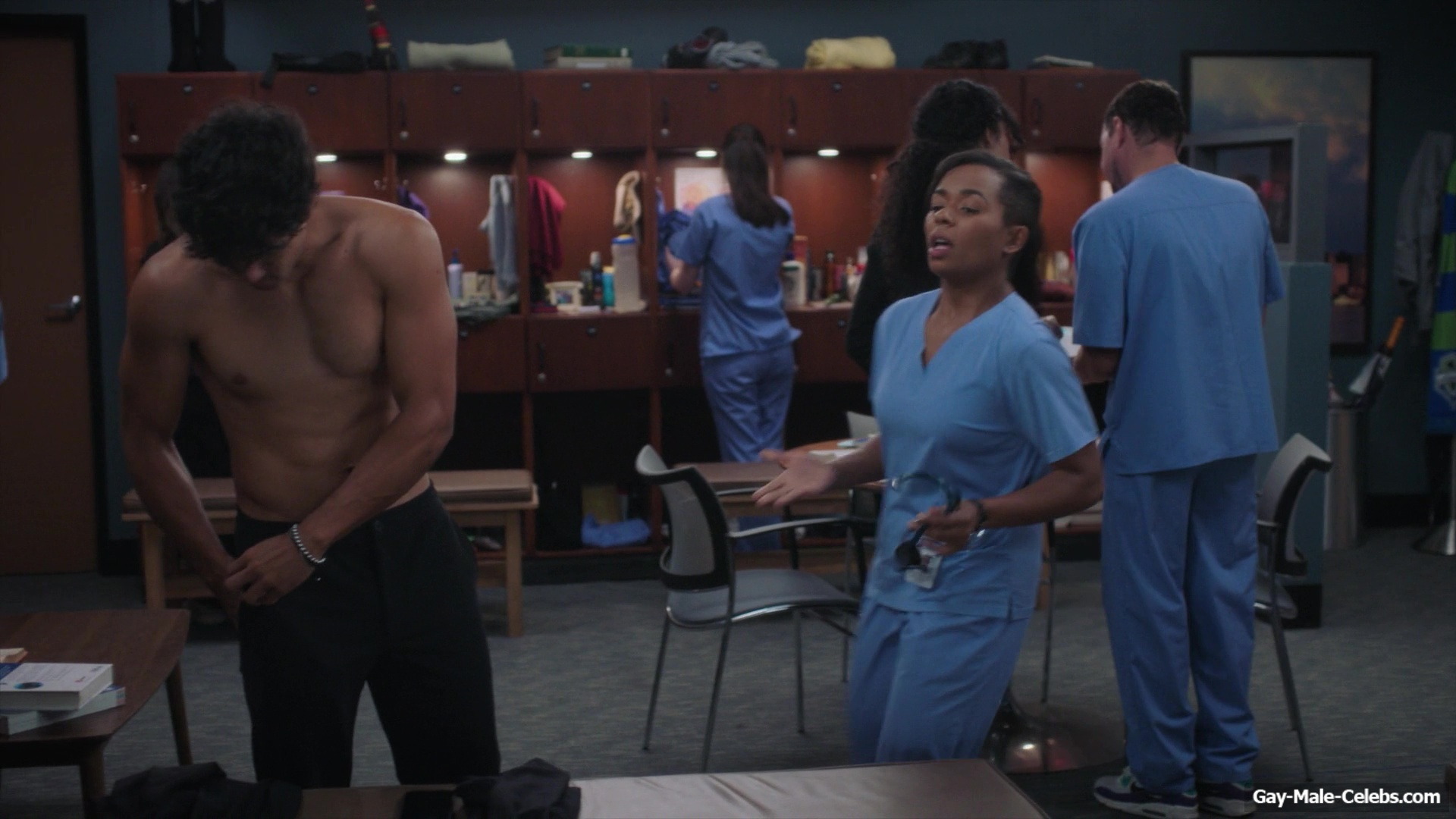 Niko Terho Shirtless And Sexy In Grey's Anatomy